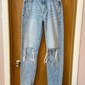 American Eagle Light Blue Distressed Women’s Jeans size 0